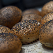 Cargar imagen en el visor de la galería, Pan para hamburguesa - 4 piezas