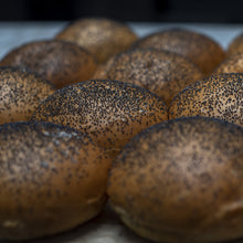 Cargar imagen en el visor de la galería, Pan para hamburguesa - 4 piezas